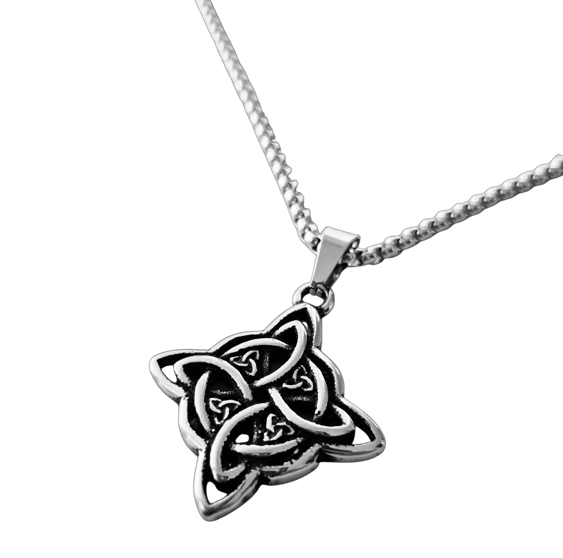 Collar Nudo Celta – Protección y Conexión Espiritual | Acero Inoxidable 316